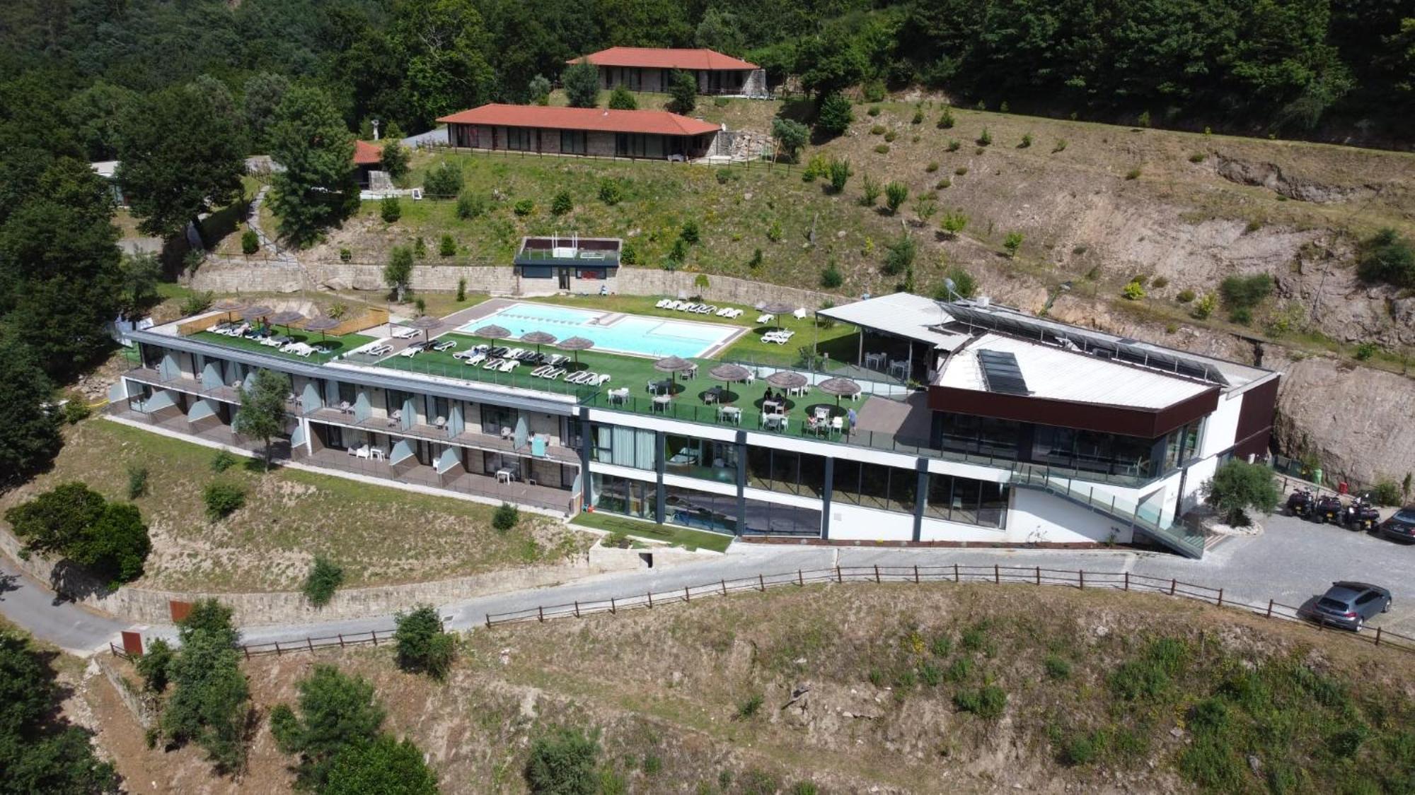 Dobau Village Виейра до Миньо Екстериор снимка
